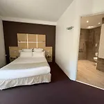 ホテル Cit'hotel Le Chris'tel Et Restaurant 3*