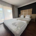 Cit'hotel Le Chris'tel Et Restaurant 3* Le Puy-en-Velay
