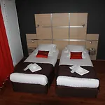 Cit'hotel Le Chris'tel Et Restaurant ホテル Le Puy-en-Velay