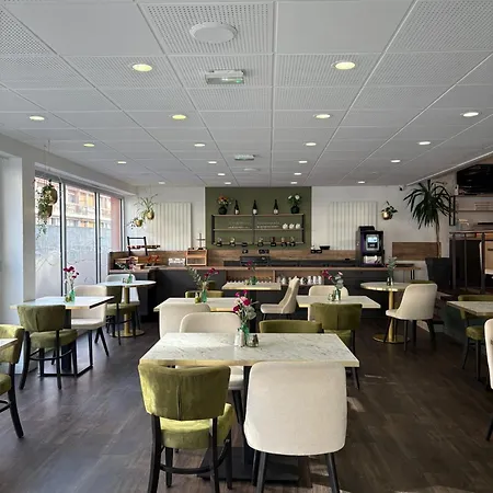 Cit'hotel Le Chris'tel Et Restaurant Szálloda 3*