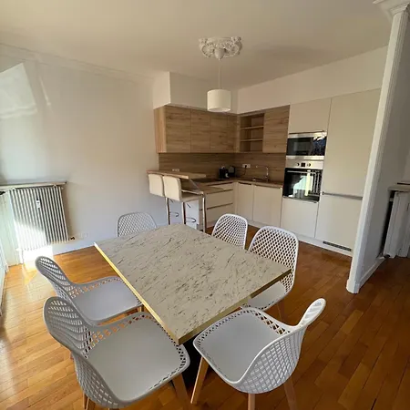 Cit'hotel Le Chris'tel Et Restaurant Le Puy-en-Velay