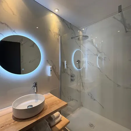 Cit'hotel Le Chris'tel Et Restaurant Le Puy-en-Velay
