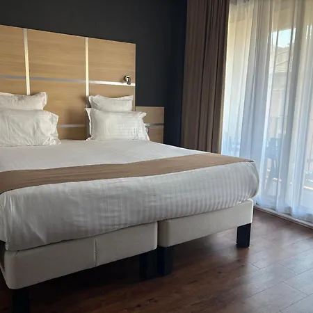 Cit'hotel Le Chris'tel Et Restaurant Hotel 3*