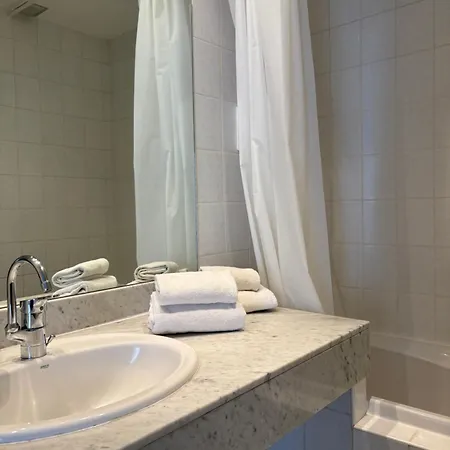 Cit'hotel Le Chris'tel Et Restaurant 3* Le Puy-en-Velay
