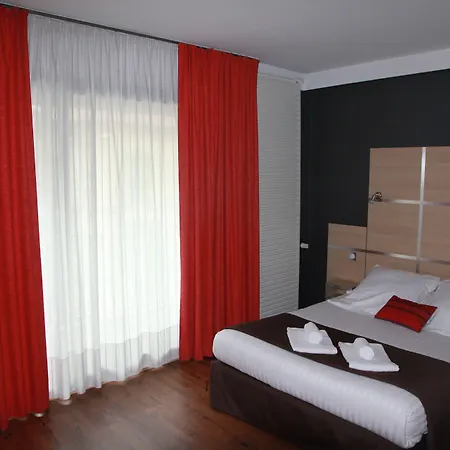 Cit'hotel Le Chris'tel Et Restaurant Hotel Le Puy-en-Velay