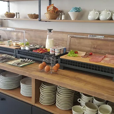 Cit'hotel Le Chris'tel Et Restaurant 3*