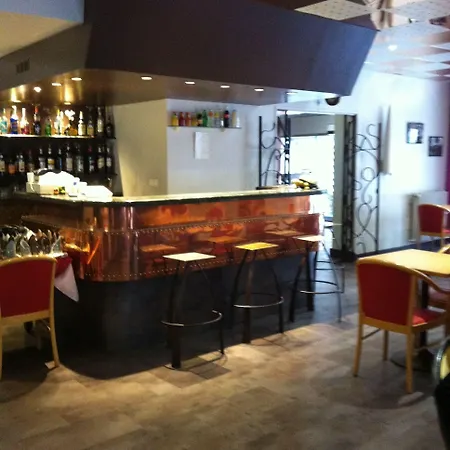 Cit'hotel Le Chris'tel Et Restaurant 3*