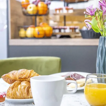 Cit'hotel Le Chris'tel Et Restaurant Le Puy-en-Velay