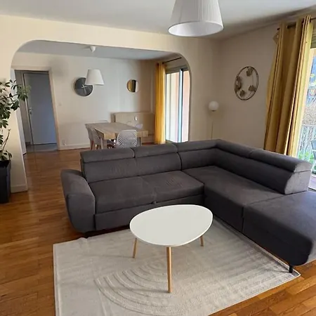 Cit'hotel Le Chris'tel Et Restaurant Le Puy-en-Velay