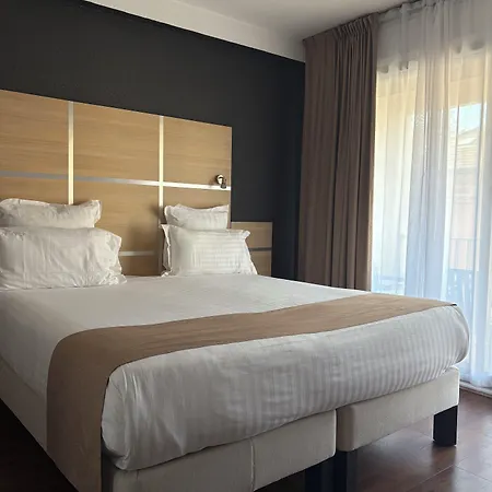 Cit'hotel Le Chris'tel Et Restaurant Szálloda