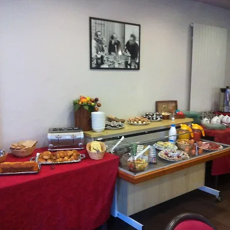 Cit'hotel Le Chris'tel Et Restaurant Hotel 3*
